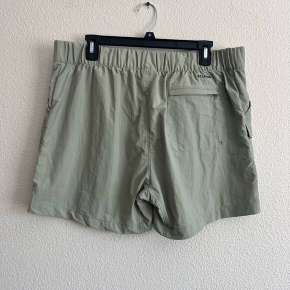 Columbia Women's Nylon Summerdry Cargo Short in Safari Size Large - Picture 6 of 7